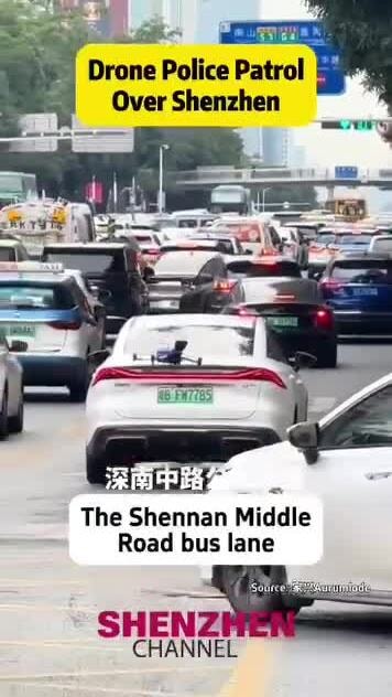 Drone của cảnh sát giao thông nhắc tài xế vi phạm