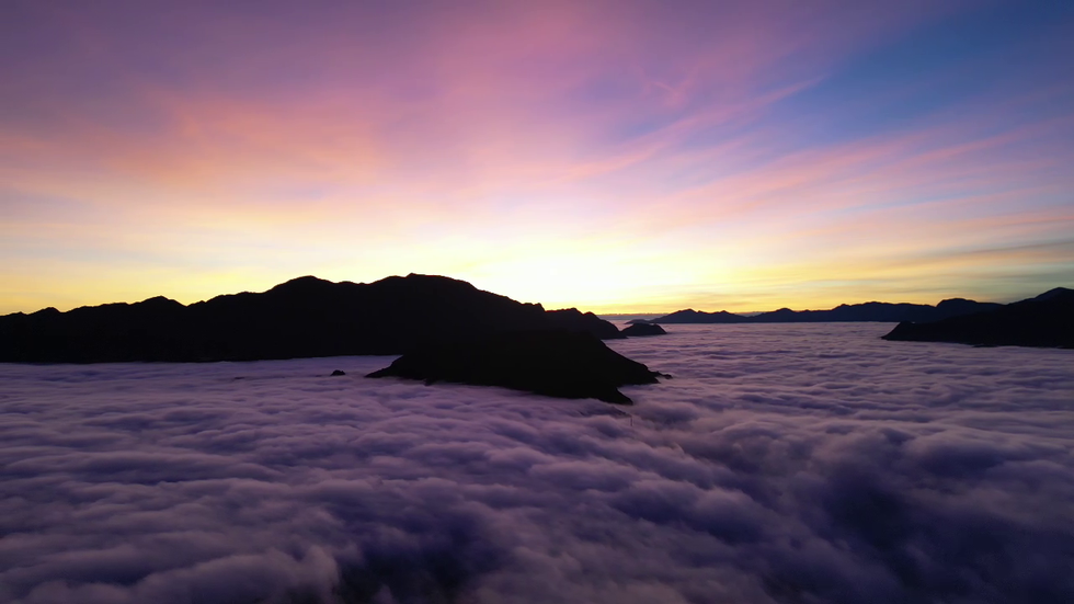 Cô gái chi 200 triệu đồng tự lái ô tô xuyên Việt để... sống chậm lại - 10