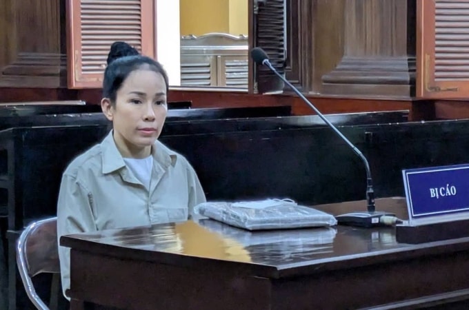 Bị cáo Đinh Thị Lan tại tòa hôm nay. Ảnh: Bình Nguyên