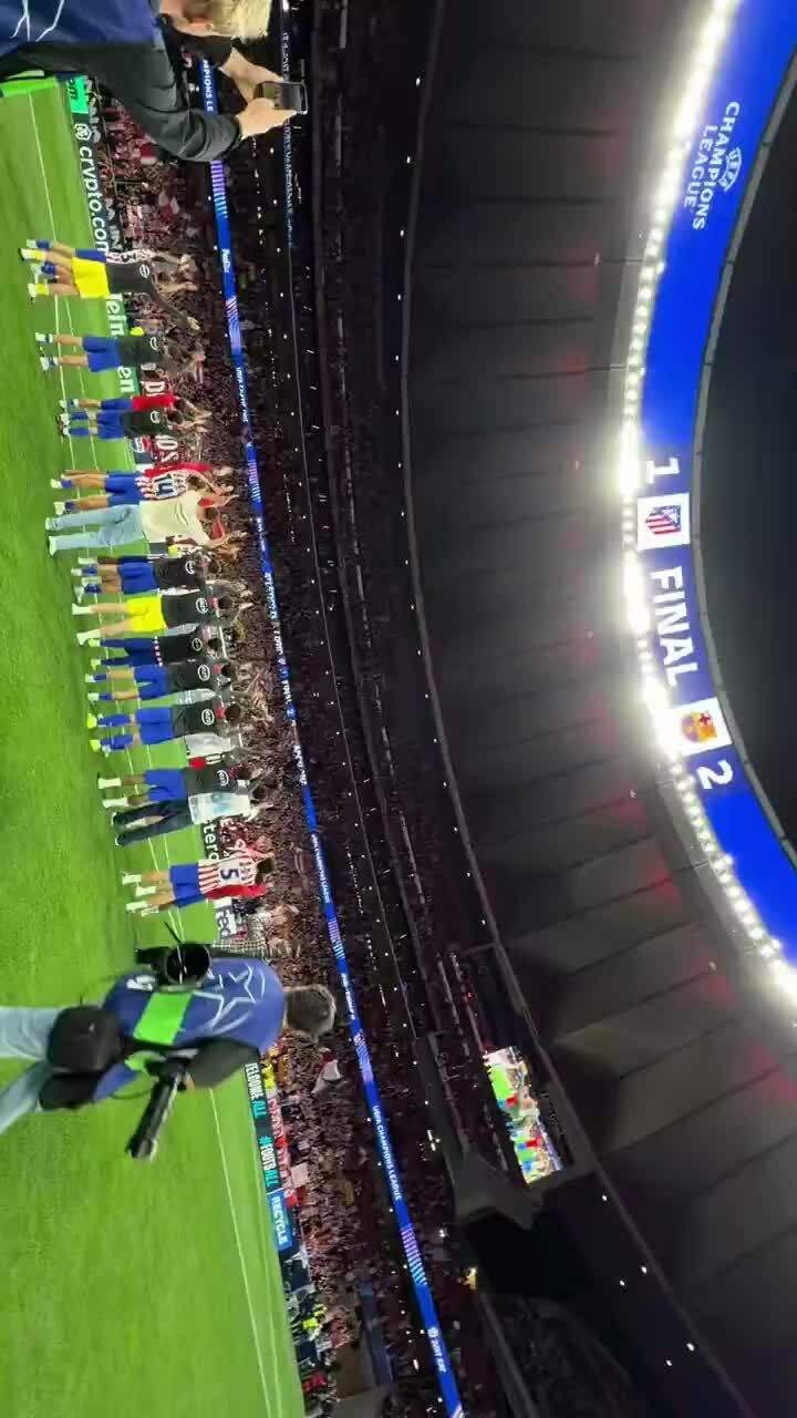 Atletico ăn mừng vé vào bán kết Champions League