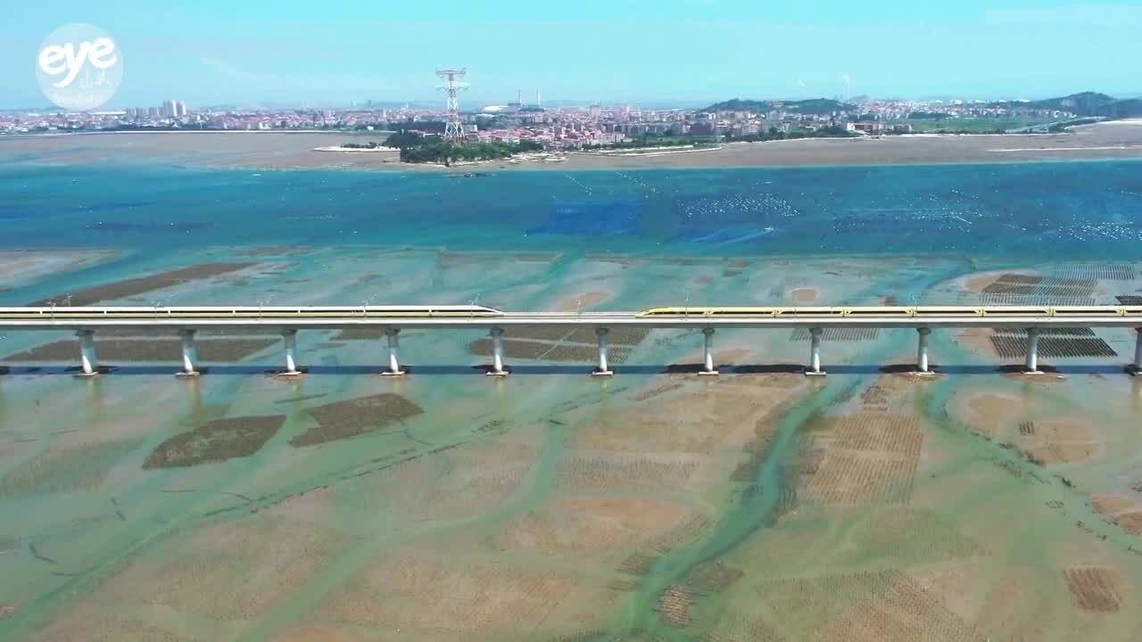 Công nghệ trên tàu cao tốc nhanh nhất thế giới của Trung Quốc