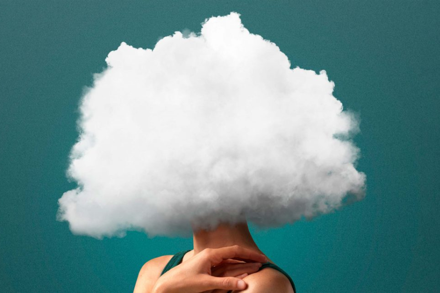 Thiếu ngủ có thể gây sương mù não (brain fog), giảm hiệu suất làm việc và ảnh hưởng đến hệ miễn dịch