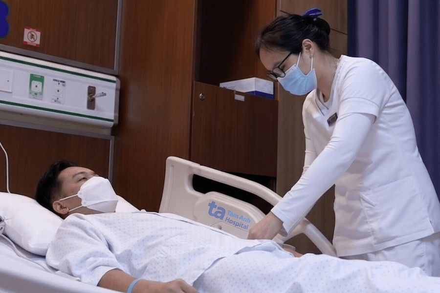 Ông Nguyên có bệnh nền đái tháo đường nên vi khuẩn gây bệnh sốt đất lây lan nhanh hơn trong điều kiện hệ miễn dịch yếu. (Ảnh: Bệnh viện Đa khoa Tâm Anh)