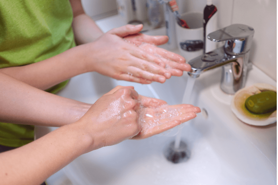 Giữ vệ sinh tay chân và an toàn thực phẩm