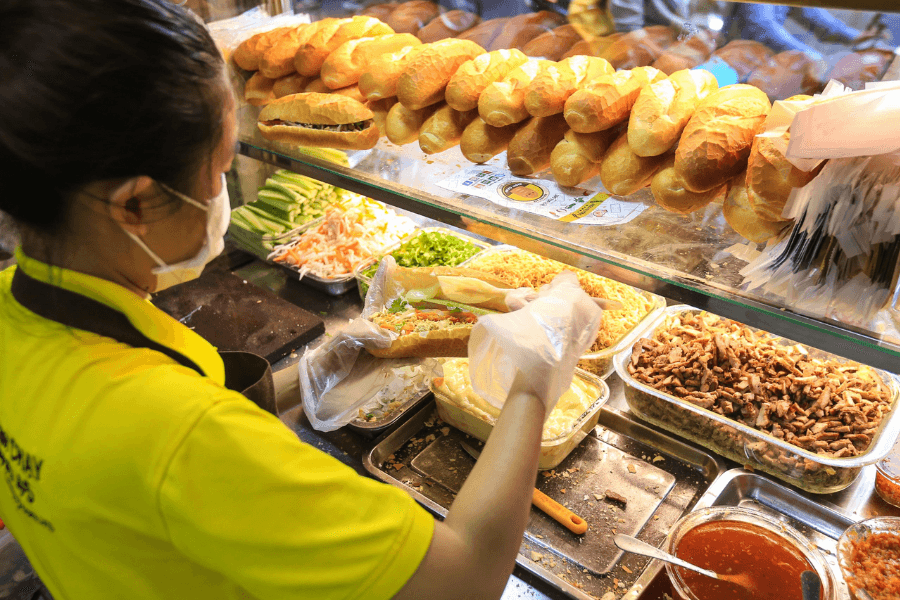 Bánh mì Việt ngày càng hút khách quốc tế