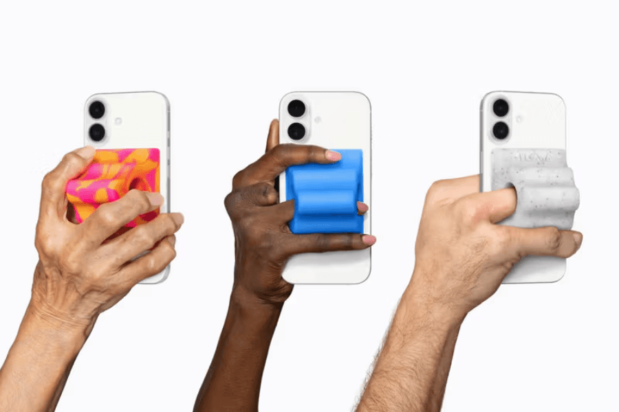Làn tái ra mắt phụ kiện hỗ trợ cầm nắm này của Apple cho thấy công nghệ tốt không chỉ là nhanh hơn, đẹp hơn hay hiện đại hơn, mà còn thân thiện với nhiều đối tượng người dùng (Ảnh: Apple)