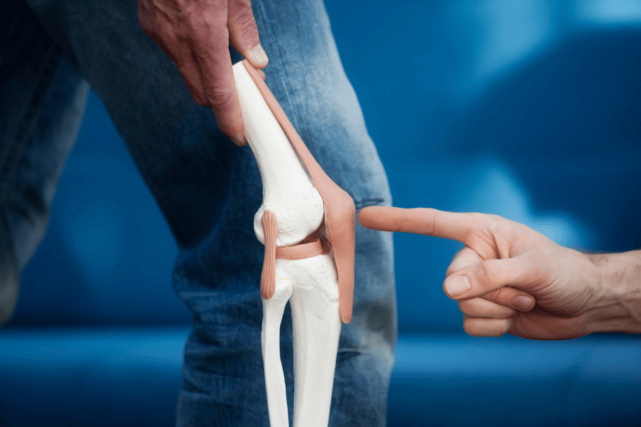 Người bệnh cần lưu ý gì sau khi thay khớp nhân tạo
