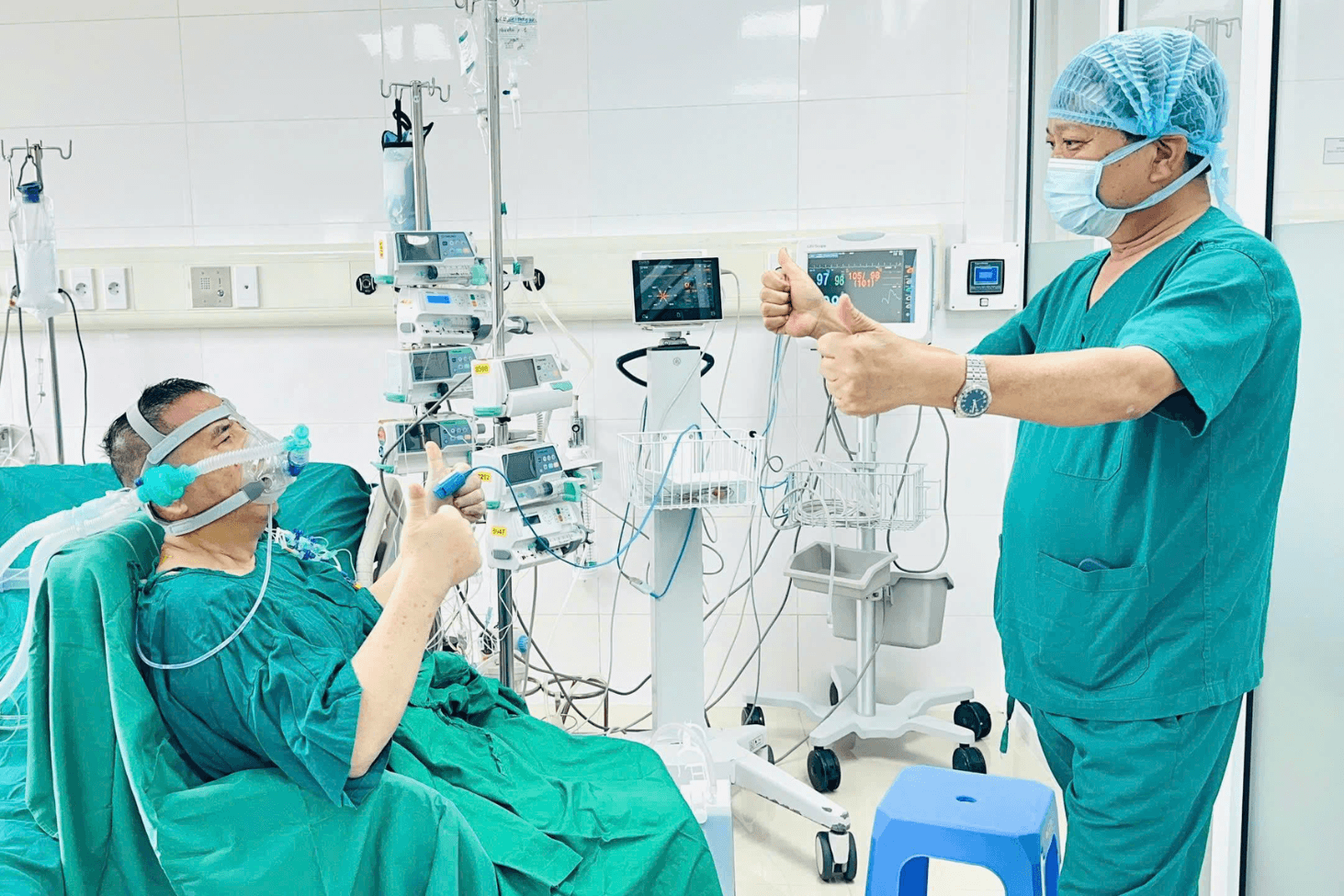 Lá phổi của cô gái 22 tuổi vượt hàng nghìn kilomet để trao cơ hội sống