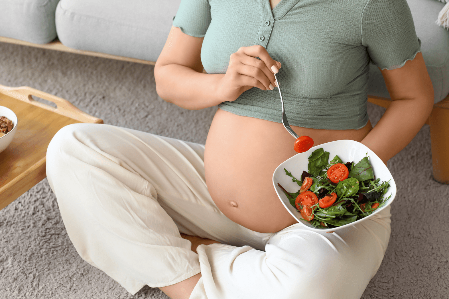 Mẹ bầu ăn gì để vừa đa dạng bữa ăn, vừa bảo đảm an toàn trong thai kỳ