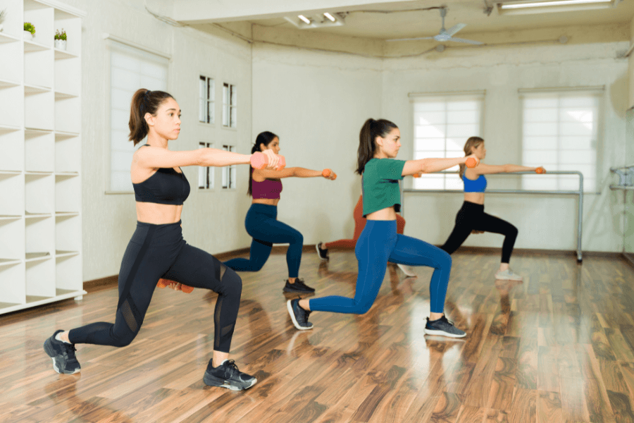 nếu có điều kiện, duy trì vận động đều đặn trong tuần vẫn là lựa chọn hợp lý hơn cho sức khỏe tổng thể