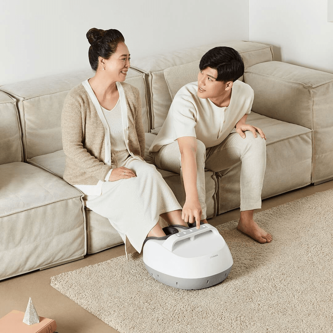 bạn có thể tham khảo sản phẩm máy massage chân dành cho ba mẹ