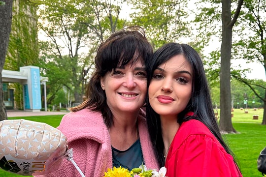 Chiến sự Israel - Hamas: 2 mẹ con người Mỹ được thả, sức khoẻ ổn định