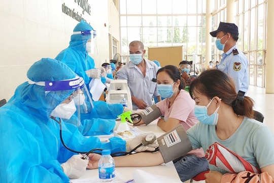 Tiêm vaccine COVID-19: Ưu tiên tiêm chủng nhóm nguy cơ cao