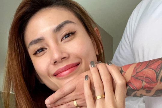 Võ Hoàng Yến cầu hôn bạn trai, lên kế hoạch sinh con