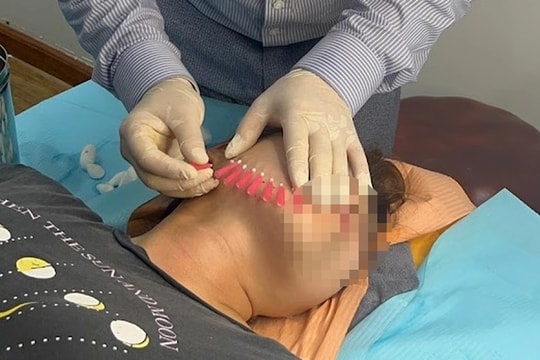 Khám chữa bệnh không phép và 10 thách thức của ngành y tế TPHCM năm 2024