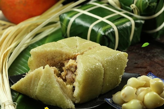 Ăn bánh chưng ngày Tết lưu ý gì để tránh hại sức khỏe?