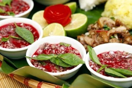 Ổ vi khuẩn cực độc trong món ăn người Việt khoái khẩu