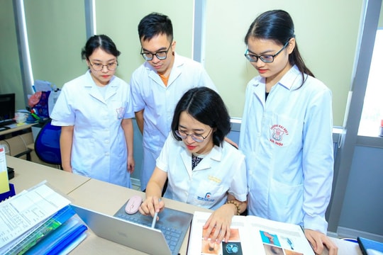 Bác sĩ nghiên cứu AI giúp phát hiện sớm ung thư tiêu hóa