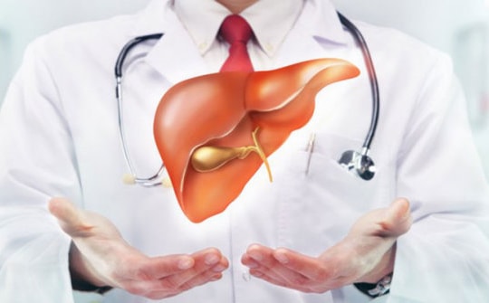 Cắt khối u gan 5 kg cho người phụ nữ ở TP.HCM