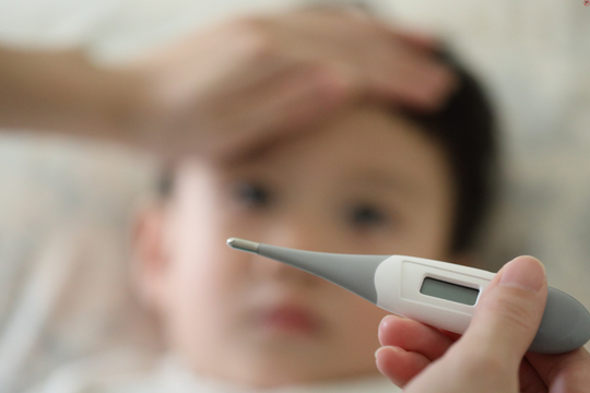 Sốt xuất huyết ảnh hưởng như nào tới thai nhi và trẻ nhỏ?