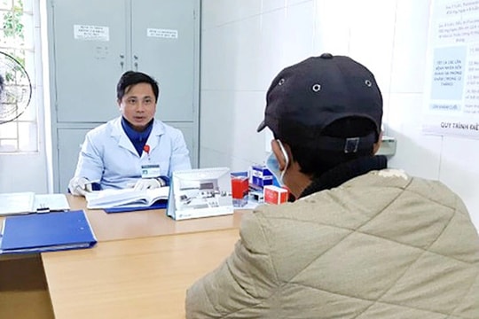 Bệnh nhân HIV lo không có thuốc điều trị