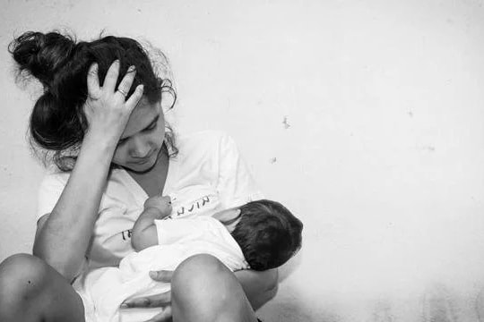 Trầm cảm sau sinh, làm sao điều trị?