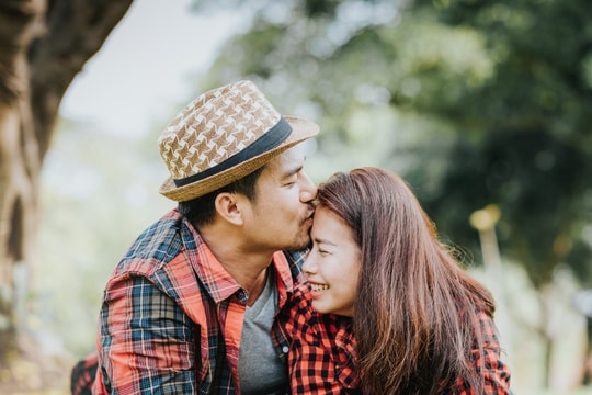 Nụ hôn và lợi ích - Kỳ 2: 8 lợi ích sức khỏe của nụ hôn