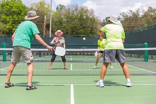 Tôi đi chơi Pickleball - Kỳ 2: Tại sao Pickleball là môn thể thao hoàn hảo cho tất cả mọi người 