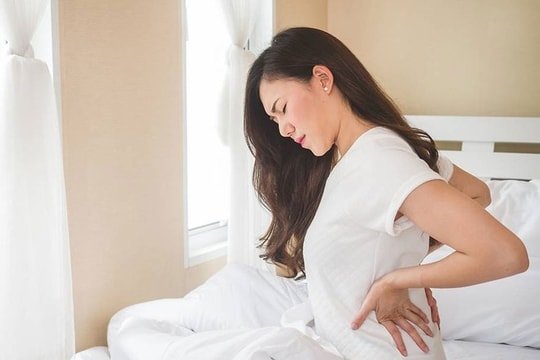 Sai lầm khi ngủ có thể gây suy thận, mù lòa