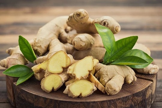 Người bị trào ngược dạ dày thực quản có nên ăn gừng không?