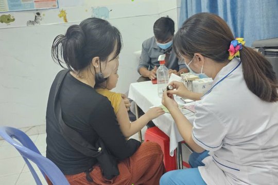 Những ai bắt buộc phải tiêm chủng trong chiến dịch vắc xin sởi tại TP.HCM?