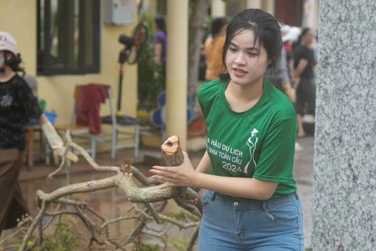40 thí sinh Hoa hậu Du lịch Việt Nam toàn cầu hỗ trợ khắc phục hậu quả sau bão Yagi