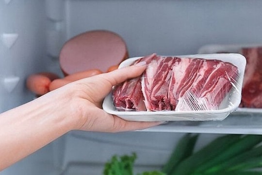 Bảo quản thực phẩm an toàn trong mùa mưa lũ mất điện