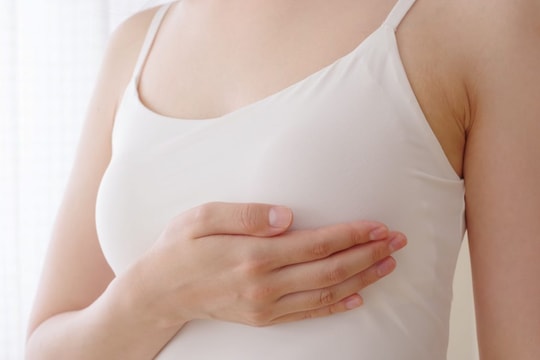 Bình thường hóa việc tầm soát ung thư vú ở phụ nữ