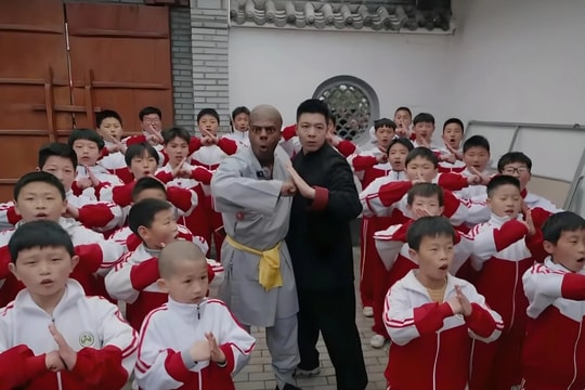 Từ Super Idol cho đến "The Karate Kid", IShowSpeed còn có thể làm gì nữa?