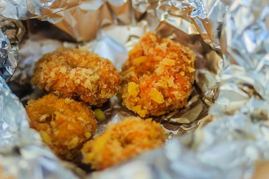 Dùng giấy bạc (giấy nhôm) trong nấu ăn có an toàn không?