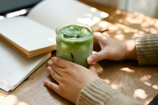 Matcha có thể thay thế cà phê vào buổi sáng không?