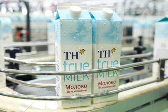 Ngành sữa Việt tăng tốc: TH True MILK khánh thành nhà máy tại Nga, LOF mua lại công ty chăn nuôi