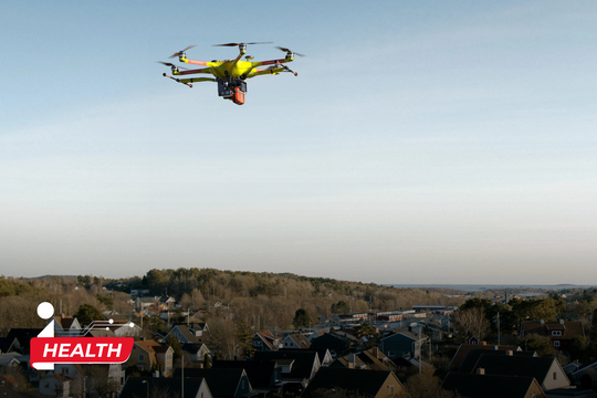 Drone giao máy sốc tim nhanh hơn xe cứu thương: Giải pháp mới trong cấp cứu ngưng tim