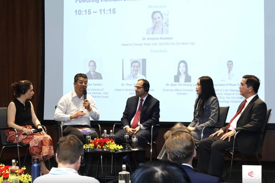 Thử nghiệm lâm sàng: Cánh cửa đưa người bệnh đến với phương pháp điều trị đột phá