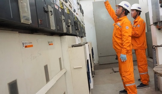 Hoàn thành cấp điện ổn định cho 142 điểm thi lớp 10 tại TP HCM