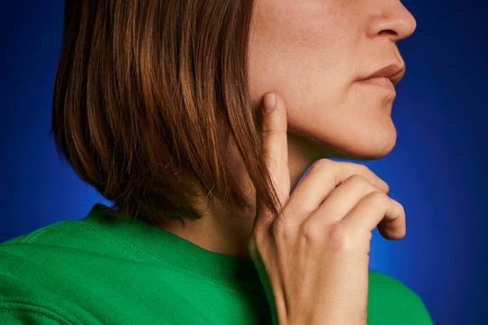 Bài tập "Mewing" có giúp cằm V-line, hàm sắc nét như lời đồn?