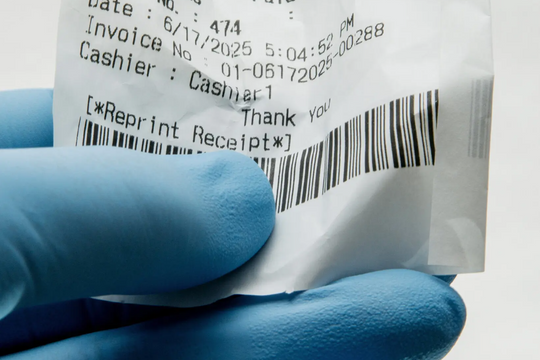 Tờ hóa đơn giấy có thể chứa chất độc hơn cả những gì bạn từng nghe