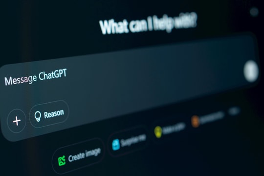 4 prompt bí mật "hô biến" ChatGPT trả lời thông minh hơn