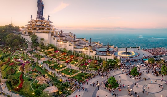 Khu Du lịch núi Bà Đen ngày càng hấp dẫn du khách