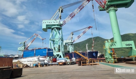 Doanh thu vượt 1 tỷ USD, khu kinh tế tại Khánh Hòa hướng tới trung tâm logistics và dịch vụ cảng biển hiện đại