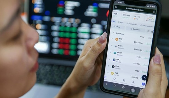 Chọn mô hình sàn tài sản số cho Việt Nam