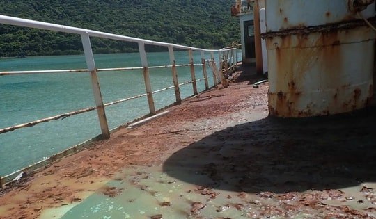 Đánh chìm tàu Sheng Li để làm du lịch hay bán phế liệu?