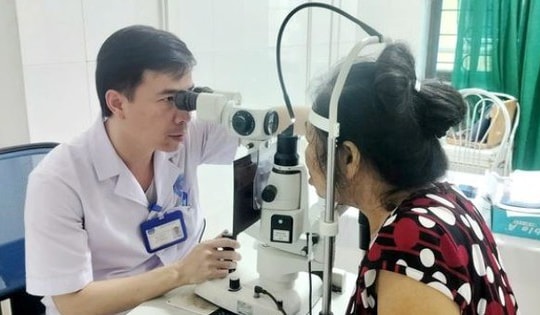 Người phụ nữ 61 tuổi bỏng mắt vì loại hạt quen thuộc