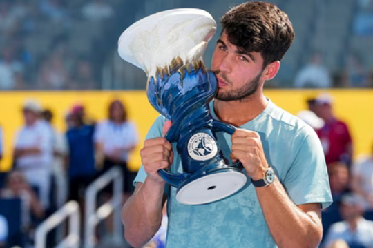 Alcaraz vô địch Cincinnati Open 2025 theo cách bất ngờ